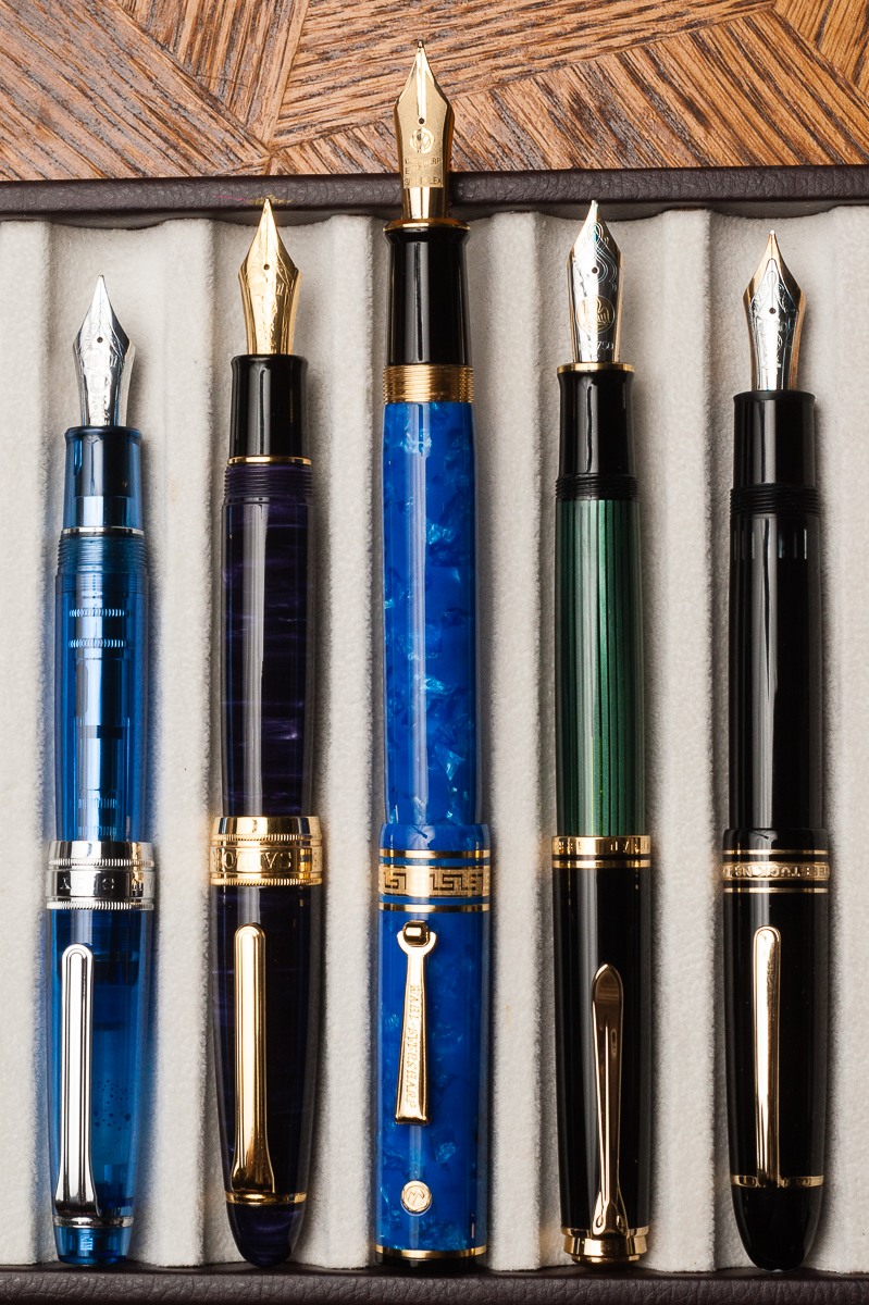 Japanese beauties at Ginza Itoya : r/fountainpens