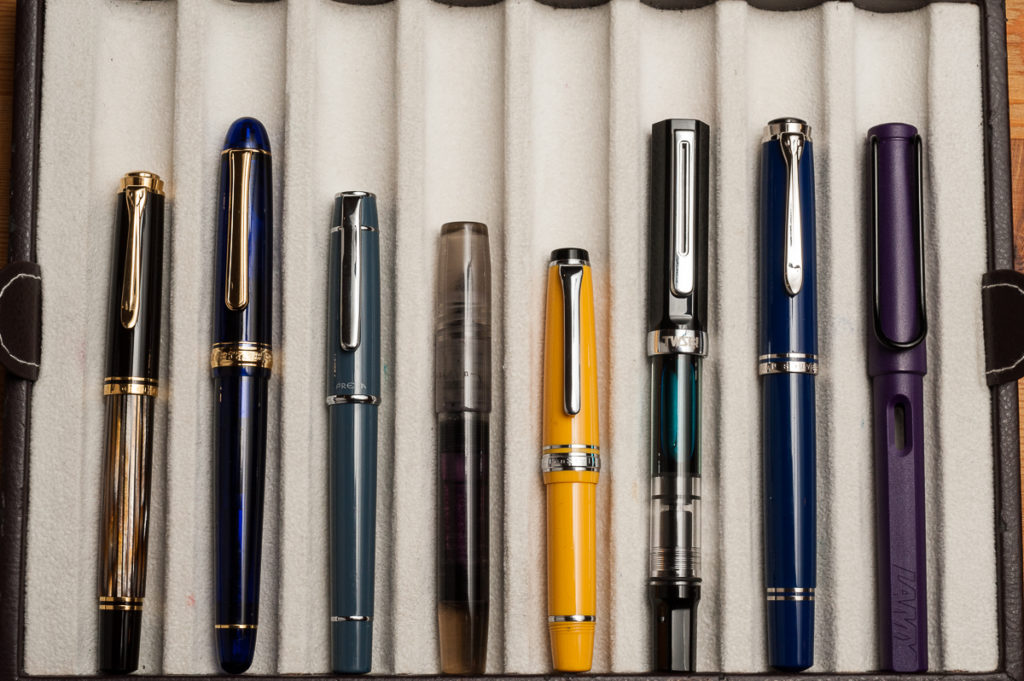 Review Sailor Professional Gear Slim/Sapporo Mini (MediumFine Nib