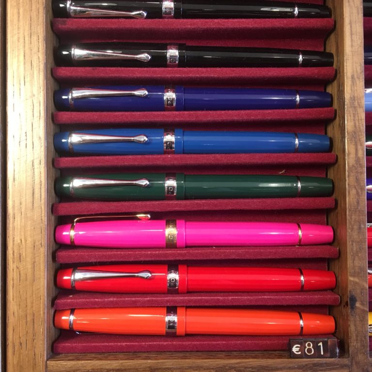 Rome Store Recap Hand Over That Pen